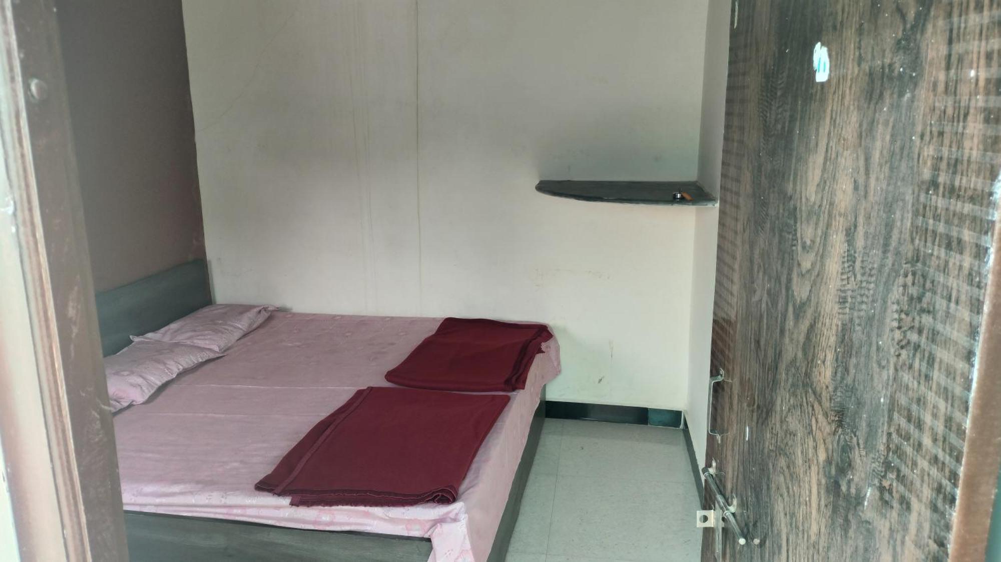 Kailash Kuti Guest House อุจเจน ภายนอก รูปภาพ